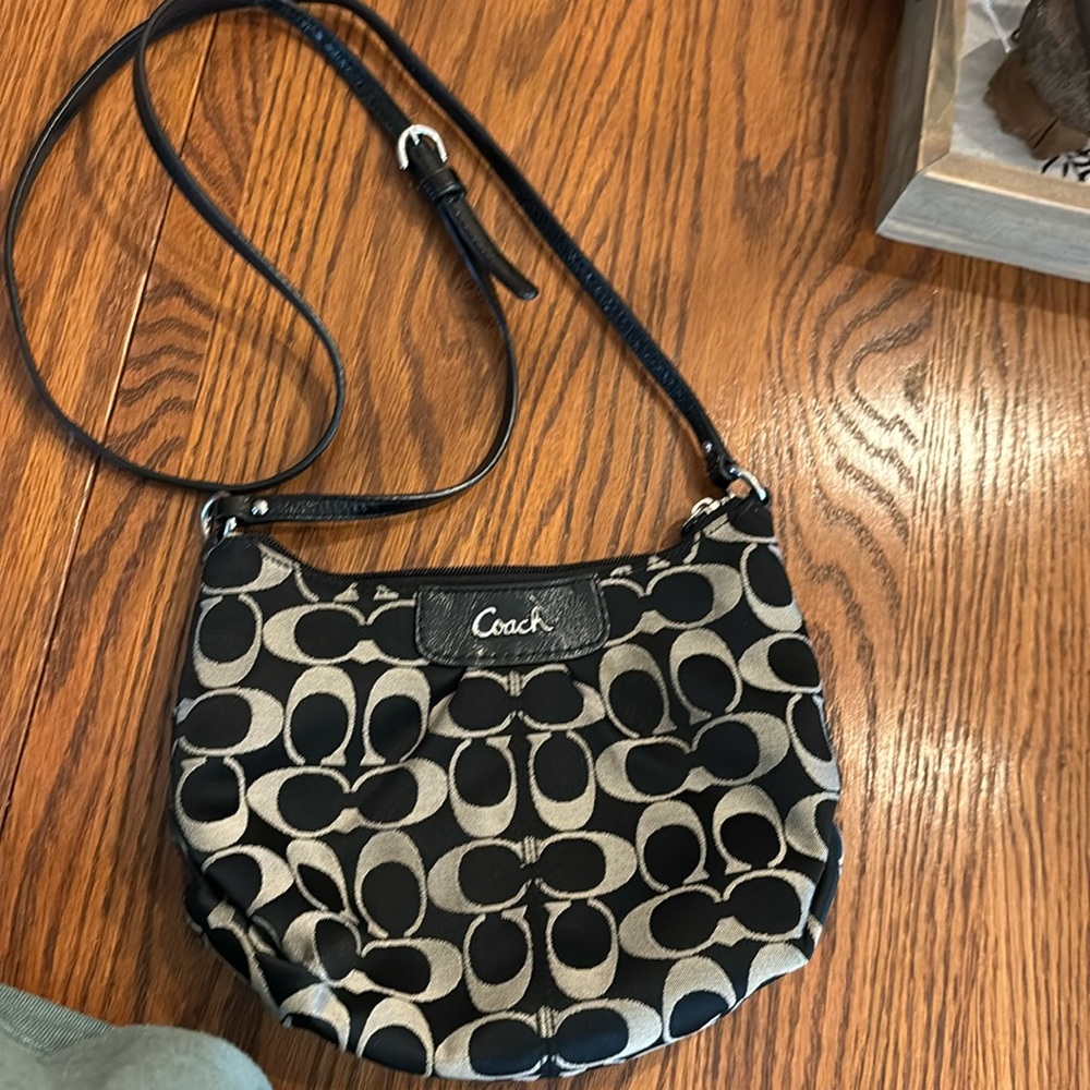 Coach shoulder bag